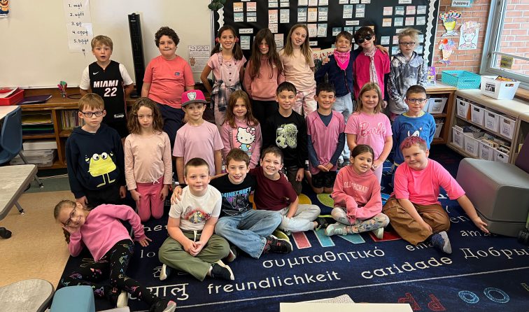 Kensington Road School Class on Pink Out Day 2024